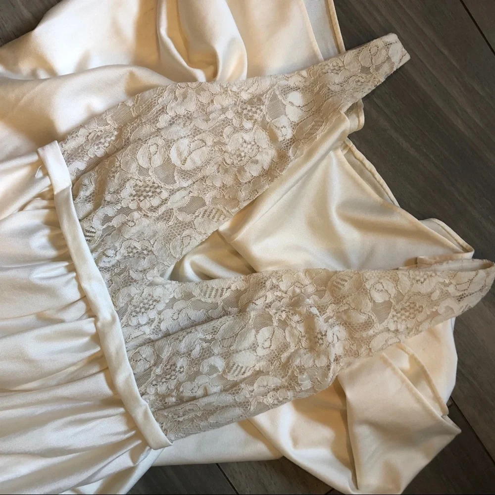Vintage Alice Maloof Nightgown Plunge V Neck Lace Ivory Saks Fifth Avenue - Picture 10 of 10